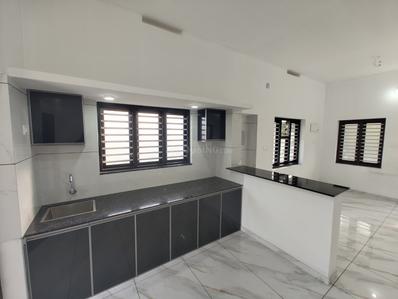 Kitchen Image of 1000 Sq.ft 2 BHK Builder Floor for rent in Govindapur Kozhikode for Rs. 16000