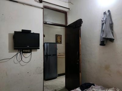 Living Room Image of 800 Sq.ft 2 BHK Builder Floor for sale in Laxmi Nagar New Delhi for Rs. 6800000