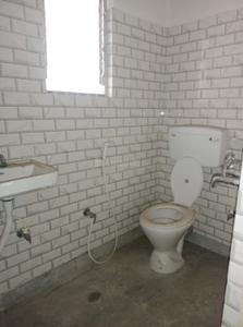 Bathroom Image of 650 Sq.ft 2 BHK Apartment / Flat for sale in Haltu Kolkata for Rs. 2600000