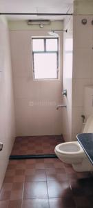 Bathroom Image of 1450 Sq.ft 3 BHK Apartment / Flat for sale in Active Acres, Tangra Kolkata for Rs. 12500000