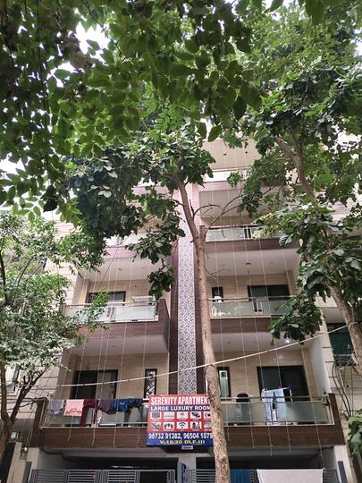 DLF Phase 3 Building View 1