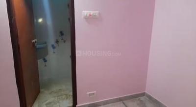 Bathroom Image of 600 Sq.ft 2 BHK Apartment / Flat for rent in Harinathpuram Nellore for Rs. 9500