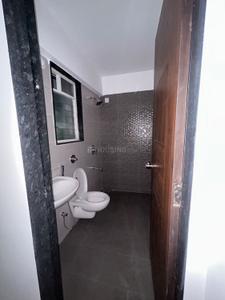 Bathroom Image of 563 Sq.ft 1 BHK Apartment / Flat for rent in Yash Grecia, Dhanori Pune for Rs. 18000