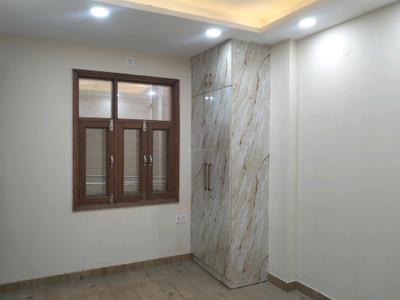 Bedroom Image of 756 Sq.ft 2 BHK Builder Floor for sale in Paschim Vihar New Delhi for Rs. 13500000