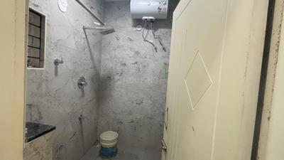 Bathroom Image of 582 Sq.ft 1 BHK Apartment / Flat for rent in Mahadevapura Bengaluru for Rs. 24000