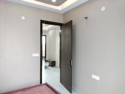 Bedroom Image of 1350 Sq.ft 4 BHK Builder Floor for sale in Bharthal New Delhi for Rs. 15900000