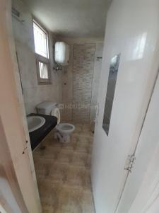Bathroom Image of 2150 Sq.ft 3 BHK Apartment / Flat for sale in Swaraj Homes Ashoka Group Housing Society, Sector 56 Gurgaon for Rs. 26500000