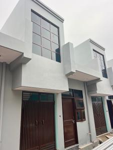 Image of 450 Sq.ft 2 BHK Independent House for sale in Dhoom Manikpur, Greater Noida for Rs. 2500000
