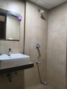 Bedroom Two Image of 850 Sq.ft 2 BHK Apartment / Flat for sale in Lodha Divino, Matunga East Mumbai for Rs. 38500000