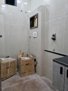 Common Bathroom One Image of 1530 Sq.ft 3 BHK Independent House for sale in Dwarka Mor New Delhi for Rs. 16000001