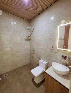 Bathroom Image of 950 Sq.ft 1 BHK Builder Floor for rent in Palam Vihar Gurgaon for Rs. 32000