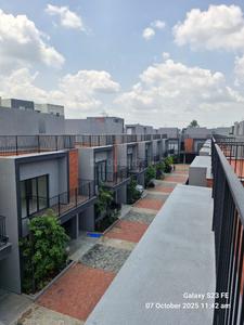 Image of 2000 Sq.ft 3 BHK Villa for rent in Casagrand Amberley, Thazhambur, Chennai for Rs. 45000