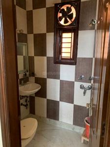 Image of 750 Sq.ft 2 BHK Builder Floor for sale in Vikaspuri, New Delhi for Rs. 10500000