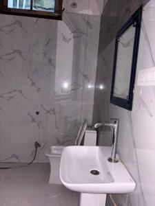 Bathroom Image of 200 Sq.ft 1 RK Builder Floor for rent in Marhar Mau Kala Lucknow for Rs. 6000