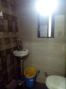 Bathroom Image of 650 Sq.ft 2 BHK Builder Floor for rent in Sector 14 Karnal for Rs. 9000