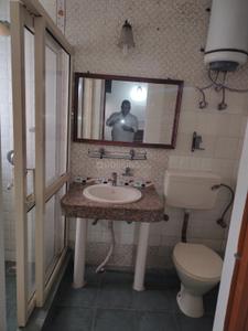 Bathroom Image of 2000 Sq.ft 3 BHK Apartment / Flat for sale in Munirka New Delhi for Rs. 40000000