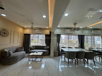 Hall Image of 791 Sq.ft 2.5 BHK Apartment / Flat for sale in Vraj One Andheri Sheetal Dhara Premises CHSL, Andheri West Mumbai for Rs. 35000000