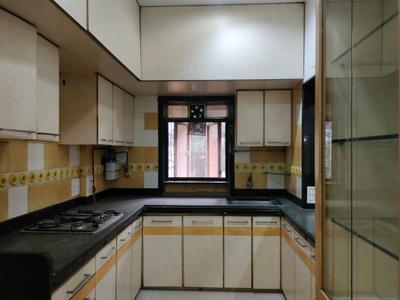 Kitchen Image of 1850 Sq.ft 4 BHK Apartment / Flat for sale in Tarapore Towers, Andheri West Mumbai for Rs. 52500000