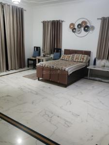 Bedroom Image of 3280 Sq.ft 4 BHK Builder Floor for rent in DLF Phase 2 Gurgaon for Rs. 120000