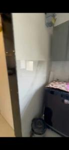 Kitchen Image of 700 Sq.ft 2 BHK Apartment / Flat for rent in DLH Leo Tower, Andheri West Mumbai for Rs. 130000