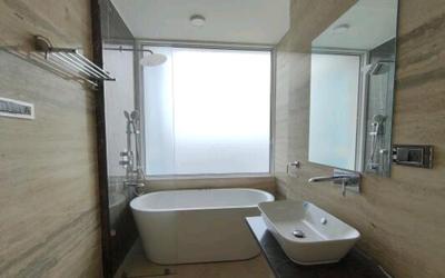 Image of 2200 Sq.ft 3 BHK Apartment / Flat for sale in Lokhandwala Minerva, Worli, Mumbai for Rs. 80000000
