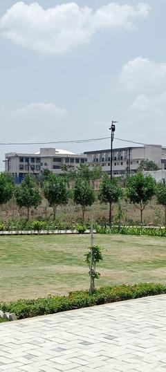 Metrocity 9 10 Lava Main Image 1