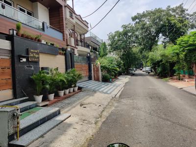 Image of 300 Sq.ft Residential Plot / Land for sale in Sector 44, Noida for Rs. 170000000