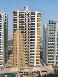 Image of 3387 Sq.ft 5 BHK Apartment / Flat for sale in Godrej Woods, Sector 43, Noida for Rs. 63000000
