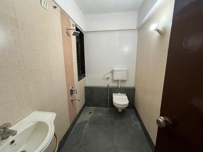 Bathroom Image of 1750 Sq.ft 3 BHK Apartment / Flat for sale in Jasmine Spring valley, Magarpatta City Pune for Rs. 16200000