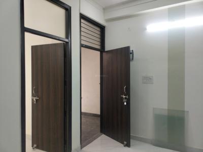 Living Room Image of 800 Sq.ft 2 BHK Apartment / Flat for sale in CI Golf City, Kambakshpur Noida for Rs. 3090000