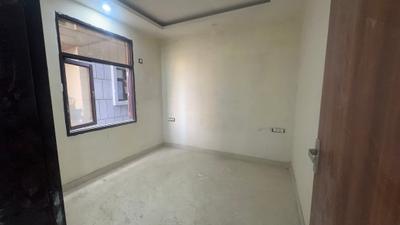 Bedroom Image of 900 Sq.ft 3 BHK Apartment / Flat for sale in Khanpur New Delhi for Rs. 6500000