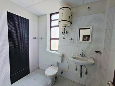 Bathroom Image of 1260 Sq.ft 2 BHK Apartment / Flat for rent in JBB Grand Square, Kundli Sonipat for Rs. 13999