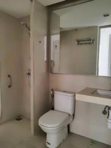 Common Bathroom Image of 950 Sq.ft 2 BHK Apartment / Flat for sale in DSS Mahavir Spring, Thane West Thane for Rs. 18000000