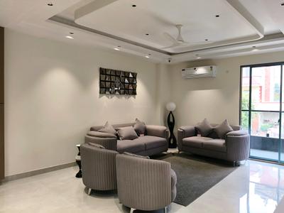 Living Room Image of 2250 Sq.ft 4 BHK Builder Floor for sale in Mayfield Garden Luxury Floors, Mayfield Garden Gurgaon for Rs. 35000000