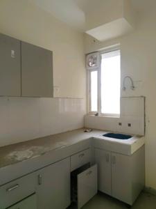 Kitchen Image of 850 Sq.ft 3 BHK Apartment / Flat for rent in Pyramid Infinity, Sector 70 Gurgaon for Rs. 35000