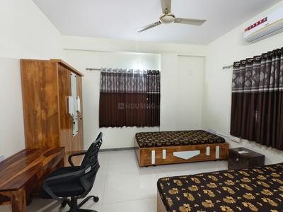 Bedroom Image of 2800 Sq.ft 4 BHK Apartment / Flat for rent in Race Course Vadodara for Rs. 55000