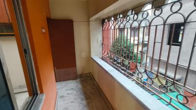 Balcony Image of 850 Sq.ft 2 BHK Apartment / Flat for rent in Ashok Nagar Kolkata for Rs. 15000