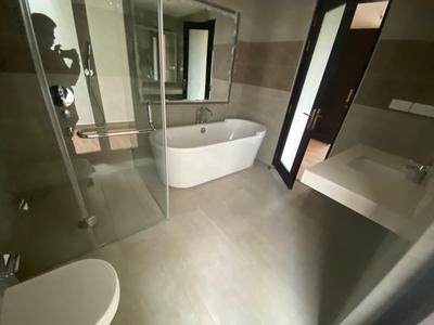 Bathroom Image of 4900 Sq.ft 4.5 BHK Duplex for sale in Embassy Grove, Rustam Bagh Layout Bengaluru for Rs. 120000000