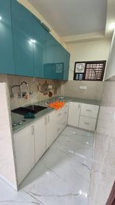 Kitchen Image of 600 Sq.ft 2 BHK Independent House for rent in Trivani Apartment, Jhilmil Colony New Delhi for Rs. 20000
