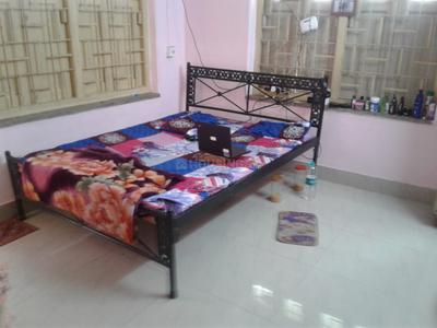 Bedroom Image of 700 Sq.ft 2 BHK Independent House for rent in Kankurgachi Kolkata for Rs. 20000