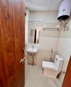 Image of 500 Sq.ft 1 RK Builder Floor for rent in Sector 17, Gurgaon for Rs. 19500