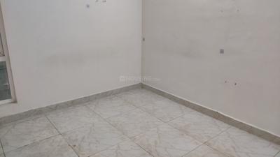 Bedroom Image of 850 Sq.ft 3 BHK Apartment / Flat for rent in Gaurs Siddhartham, Siddharth Vihar Ghaziabad for Rs. 25500