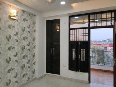 Bedroom Image of 1355 Sq.ft 3 BHK Builder Floor for sale in Living Luxury Builder floors, Indirapuram Ghaziabad for Rs. 12600000