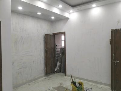Living Room Image of 650 Sq.ft 2 BHK Builder Floor for sale in Mayur Vihar Phase 1 New Delhi for Rs. 6000000