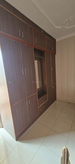 Model Town Phase 2, Model Town Bedroom 1