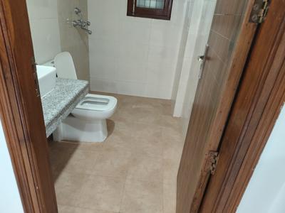 Image of 1800 Sq.ft 2 BHK Builder Floor for rent in Sector 46, Gurgaon for Rs. 40000
