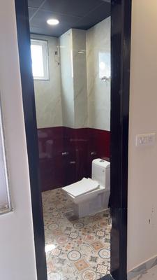Image of 1600 Sq.ft 3 BHK Apartment / Flat for sale in Malik Hindustan Apartment, Sector 104, Noida for Rs. 9500000