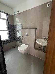 Bathroom Image of 1300 Sq.ft 3 BHK Apartment / Flat for sale in K Raheja Sterling, Kondhwa Pune for Rs. 13700000