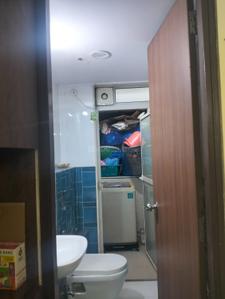 Bathroom Image of 600 Sq.ft 1 BHK Apartment / Flat for sale in Lodha Amara, Kolshet Thane for Rs. 7200000