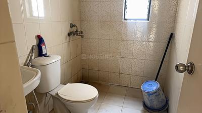 Siddha Town Bathroom One 3